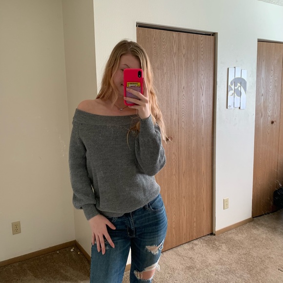 Zaful Sweaters - NWT zaful off the shoulder sweater